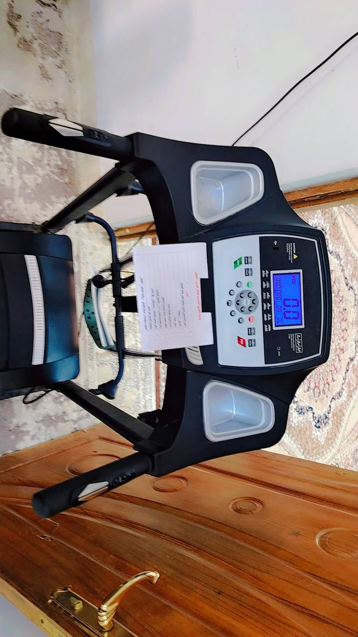 عندي جهاز جري مستخدم قليل
الماطور نحاس %100 بقدرة تحمل عالية تصل الى 155 كيلو .

متعدد السرعات والميزة الأهم دبل ماطور جبلي نظام الجهد العالي

( الجبلي )

والمصدات الطبية ونظام سهل الخزن والنقل .

ويحتوي ايضا على شاشه Id رقمية

تقرأ السرعة . Speed والوقت . Time

والسعرات الحرارية . Call والمسافة الكلية . Dis

ونبضات القلب . ونظام الامان ( السيفتي )

ويحتوي ايضا على ملحق جهاز رجاج مع حزام .

ومع  جهاز ستحصل على :

1. دمبلص عدد 2 .
2 . قرص لف للخصر .

باقي التفاصيل خاص


**إذا كنت صاحب هذا الإعلان وتريد حذفه لأي سبب، رجاءا أرسل رسالة إلى الدعم الفني**