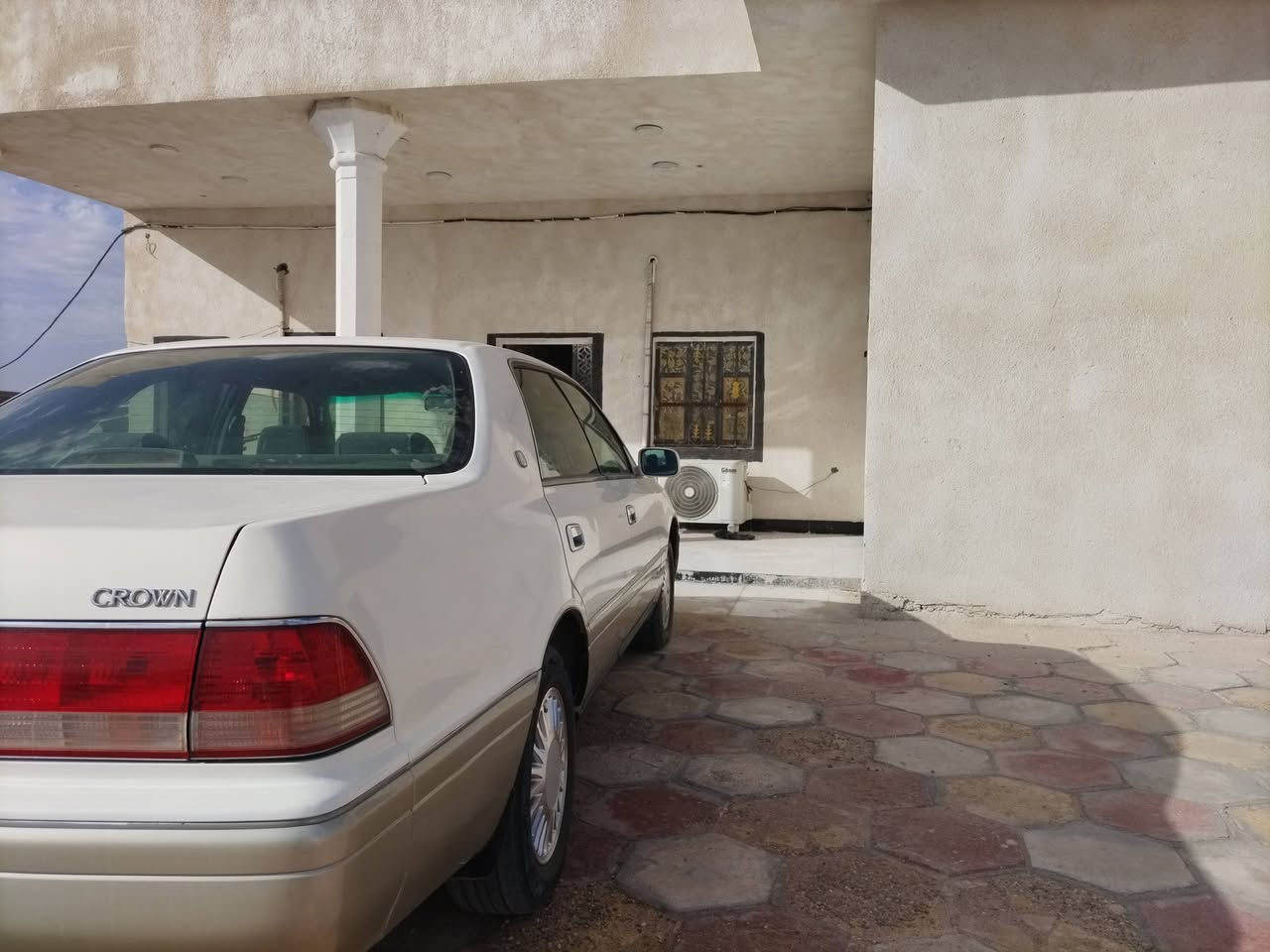 سلام عليكم سياره راس الثور موديل 95مكفوله من الكصه والنقل جثه وطخم تاير وتبريد شغال سياره حلوئ ونضيفه السعر،95وبيها مجال العنوان بصره الزبير الاستفسار ***********
