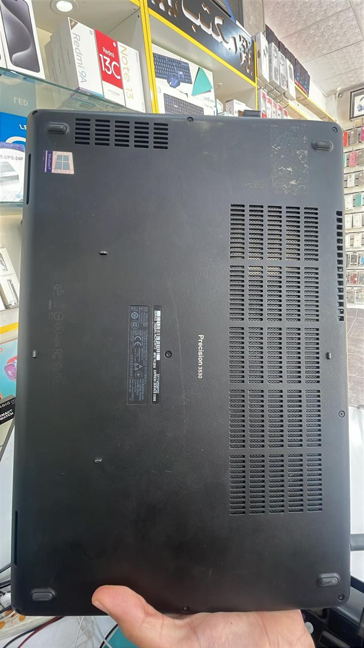 لابتوب dell 3530
رام 16
ذاكرة ssd 512
كارت الشاشه NVIDIA Quadro P600
معالج CI 7/8
السعر 425 
***********
