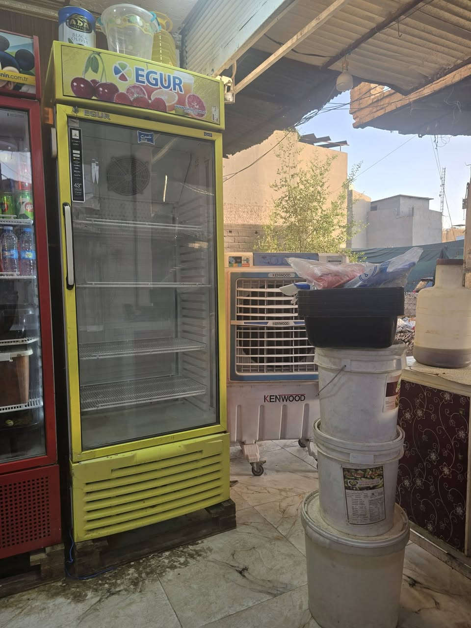 السلام عليكم
اخوان مكلف بالنشر براد عامودي تركي شركة ايكور الاصلي  نظيف جدأ نوع الحجم الكبير العطل ماطور فقط معروض للبيع بسعر مناسب للشراي الاتصال موبايل ،/     *********** ابو علي
