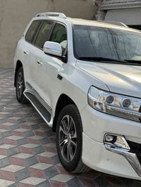 لاند كروز 2020 ساز باب اول كفاله عامة من الصبغ والضربه   ما عدا ملاحظا...