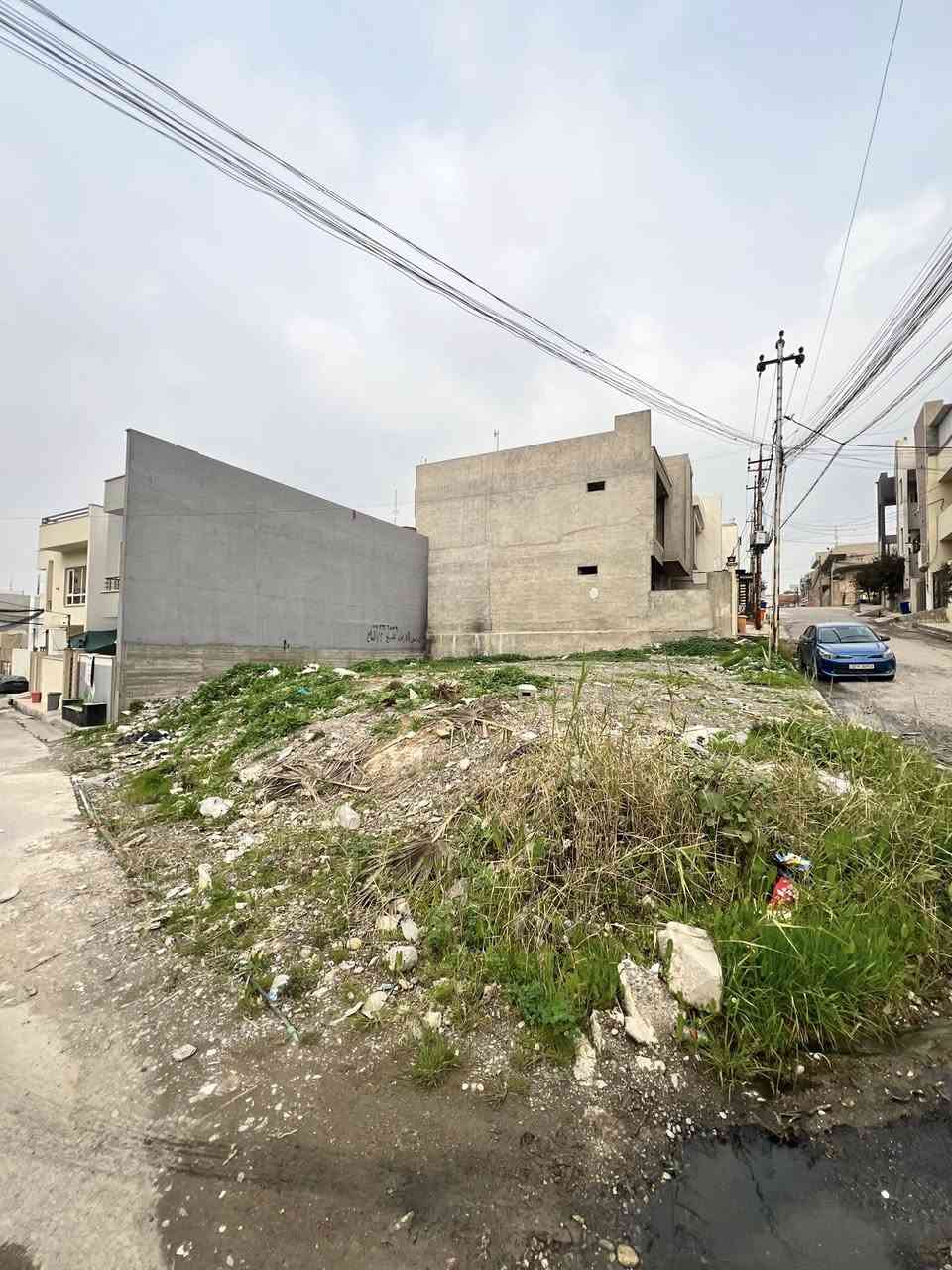 ارض للبيع حي الفلاح الاولى قرب جامع التقى 

مساحة الارض 200 متر ركن 

جمعية حمورابي 

شارع بعرض 12 متر 

اتجاه قبلة 

للاستفسار مراجعة مكتب العمران سايدين حي السكر او الاتصال على الارقام التالية 

***********
***********
