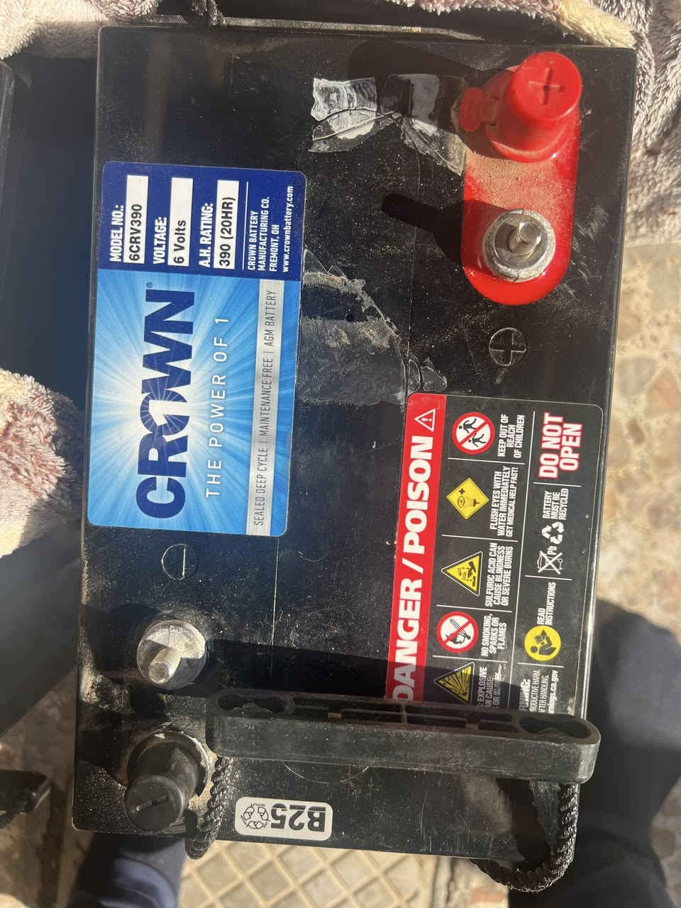 بطاريات أمريكي ماركة crown  للبيع ع الفحص العدد12 مكاني بغداد شلعه وحده مابيع مفرد
***********
