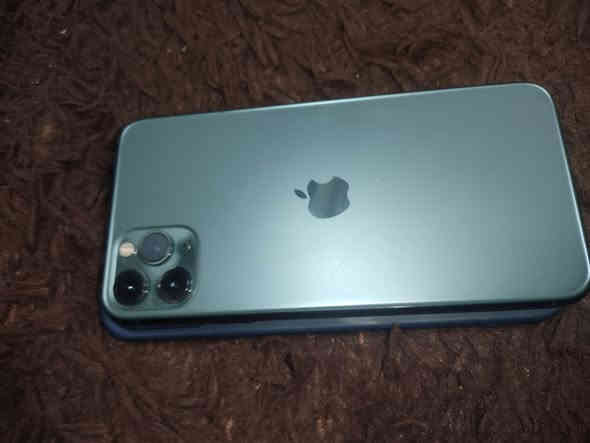 سلام عليكم ايفون 11 برو ماكس جهاز نضيف كلش عربي شرق أوسط ذاكره 256 جهاز مبدل بي فقط بطاريه جهاز ع ايدي كلشي مابي بطاريه اصليه وكاله ابل وكل تفاصيل مذكره 
 
#سعر 350 وبي مجال قليل 

#عنوان بغداد البياع قرب تقاطع درويش 

*********** فقط وتساب مفتوح 24 ساعه
