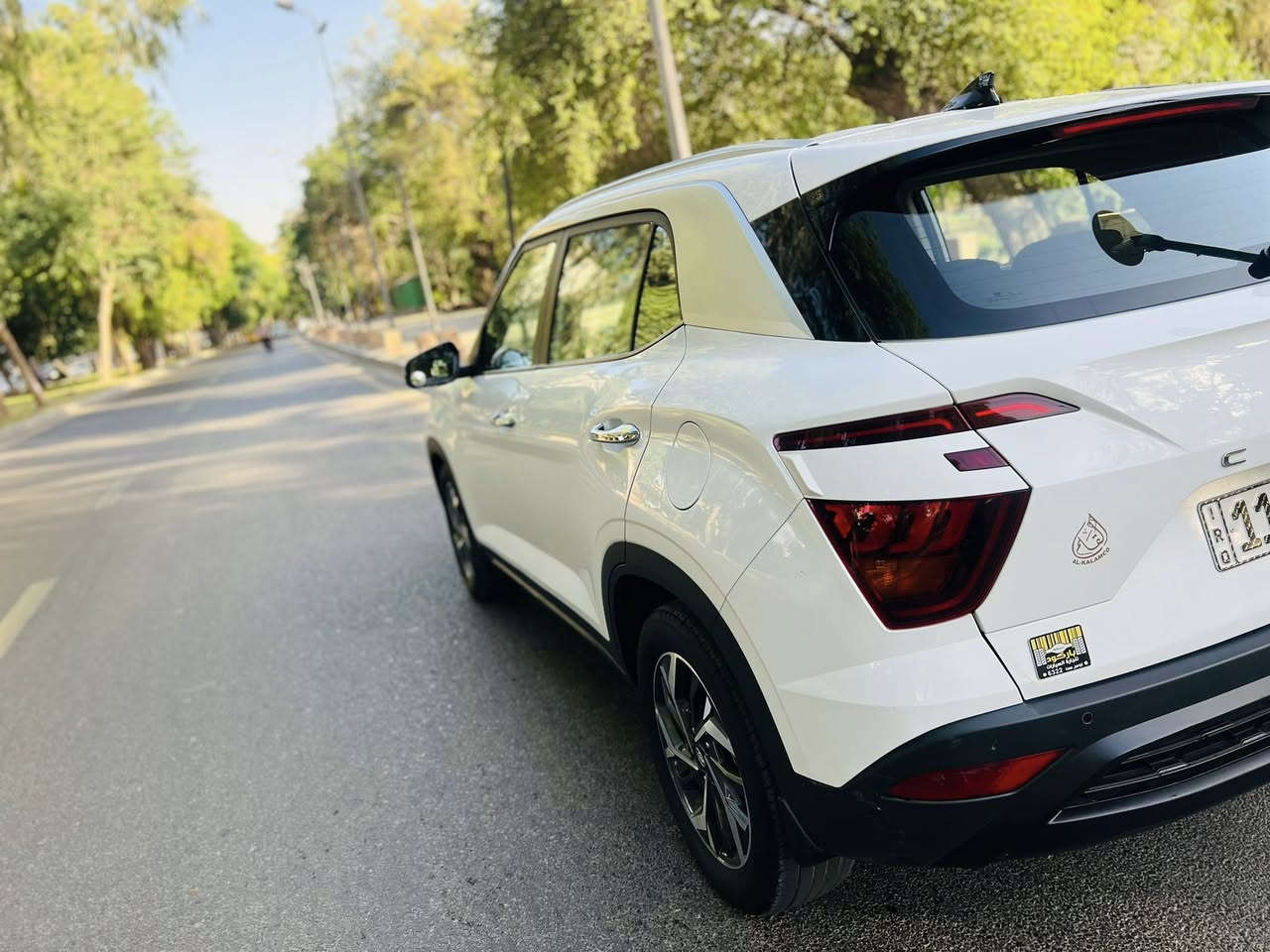 🚘 للبيع هونداي كريتا 2024 🚘
▪️ رقم بغداد - باسمي
▪️ اللون أبيض
▪️ الموقع بغداد / الدورة

✨ المواصفات:
✅ بانوراما
✅ بصمة وستارت
✅ شاشة كبيرة
✅ هندبريك كهربائي
✅ Auto Hold
✅ حساسات خلفية
✅ لايت LED
✅ داخل أبيض
✅ تبريد قطعتين
✅ مانع انزلاق
✅ مانع منحدرات
✅ ABS

🔹 أنظمة القيادة:
• Smart
• Normal
• Eco
• Sport

📌 السيارة جاهزة من كل شيء، فيها حادث سابق وتم إصلاحها بصورة جيدة، والإيرباك راجع سستم.

🔹 بنيد صبغ
🔹 جاملغ أيسر صبغ
🔹 تعديل لغد أيسر مع الشاصي

السيارة جاهزة للفحص والاستخدام.

💰 السعر مناسب

📞 ***********

📍 بغداد - الدوره
