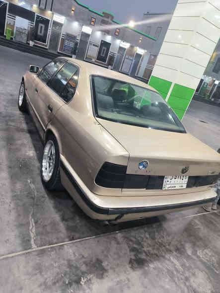 سلام عليكم  البيع بي ام535. كيرعادي  ومحرك مكفولات  السعر 45رقم بغداد هزه جديده فوال مواصفات بيه غرفه جديده مال 95 كشانه كرهباي جلد فتحت سقف مثبت سرعه تبريد ثلج  سنتر الك مكفوله من ضربه وببه فقط جاملغ امامي تخم تاير ويل 🄼 مكانه عامريه الفلوجه استفسار عل ***********
***********
