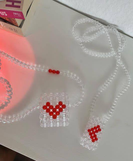 حافظة ايربود اكرلك هاند ميد قابلة للتنفيذ ...عنوانه السماوة ...توجد خدمة توصيل


**إذا كنت صاحب هذا الإعلان وتريد حذفه لأي سبب، رجاءا أرسل رسالة إلى الدعم الفني**