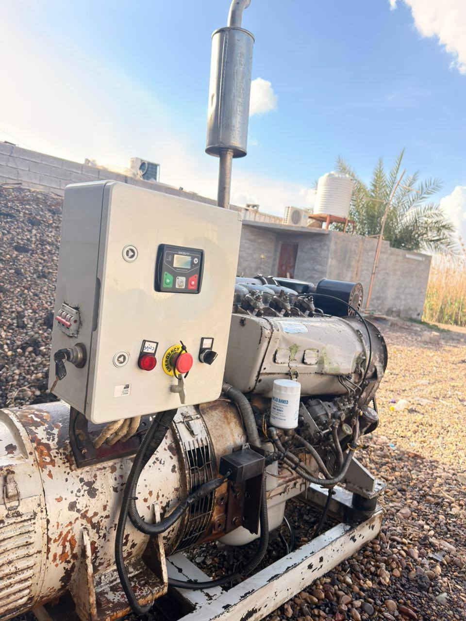 بسم الله الرحمن الرحيم .  
مولد دويز 3 بستم 30 كيفي طبك بلادي سنكل فيز 
على وضع الشركة مامفتوح 
مع جهاز برودكشن كامل اطفاء وتشغيل اوتو مع ربط الحماوة والدهن كامل 
مع جهاز اطفاء عند قطع القوايش 
للاستفسار 
***********
مكاني اطرف بغداد منطقة ابراهيم بن علي
