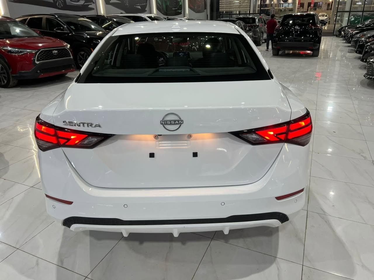 السلام عليكم
نيسان سنترا موديل : 2024

سعر117 ورقه بدون رقم ( تترقم شمالي )
حجم المحرك : 2.0L ( 4 سلندر )

صفحة تين صبغ 

المواصفات : 
‏‎بصمة ابواب 
‏‎بصمة تشغيل 
تشغيل عن بعد
‏‎شاشة كبير‏
اوتو هولد: Auto Hold
اوتو ستارد : Auto Stard 
رادار امامي (تحديد مسار)
‏‎رادار جانبي (نقاط عمياء)
‏‎رادار خلفي (التحذير من الاصطدام)
‏‎حساسات امامي
‏‎حساسات جانبي 
‏‎حساسات خلفي 
نظام : Eco - Normal - Sport
تحكيم ستيرين
ستيرين هيتر
تبريد مركزي
لايتات ليد وعدسة زينون 
بكلايتات LED
ويل كروم

 للاستفسار واتساب ☎️ ***********
***********

العنوان / اربيل شارع 100 ( معرض ولید كارس)
