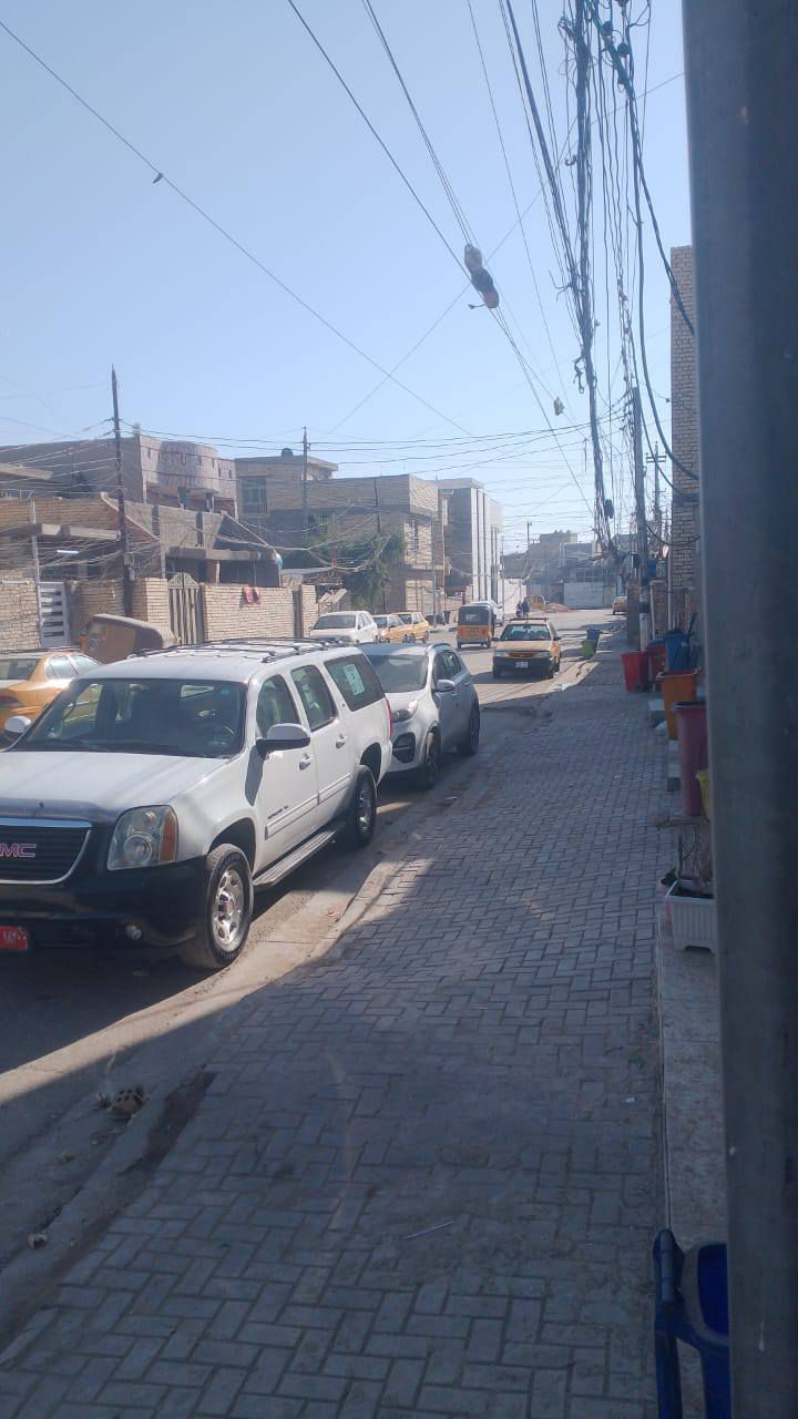 سلام عليكم
بيت للبيع مساحه 100 متر
مكان حي الكوفه شارع الصوره 
الستداره الثانيه الجهة اليسرا يريب ع اسواق ادم

الستفسار /***********
