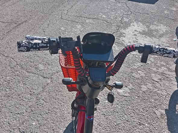 يا الله السلام عليكم
دراجه شحن حجم 20 (5)بطاريات ريموت تشقيل عن بعد
لايت عالي وناصي
طخم تاير جديد
4 نمره
+خلاط توقف
بختصار الدراجا مكفوله برغي برغي كلها شقاله شرط
تجيك كامل
مكان موصل كراج شمال قرب مأكولات رائد بدر
***********
واتساب كمان بي
275 وبي مجال لطيبين
