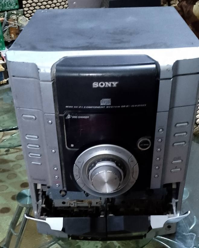 جهاز سوني بدون سماعات فقط جهاز ابيع فحم الي يفيده يخلي سعر وبل عافيه عليك


**إذا كنت صاحب هذا الإعلان وتريد حذفه لأي سبب، رجاءا أرسل رسالة إلى الدعم الفني**