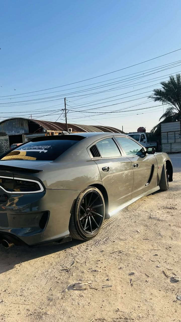 السلام عليكم
جارجر 18 اصل للبيع فقط للبيع فقط 190

محرك 5700هيمي8

سياره خير من الله

فول تزويد خير من الله

ويل 20

سقف روز

شاشه جبيره

عليه منظومه طلقه 

وشوته

حادث جاملغ وبنيد وهنا صار بيه هلال الخلفي من جاملغ وطرف الباب

مدور ثاني يوم الشراي بتصل ع رقم ***********
