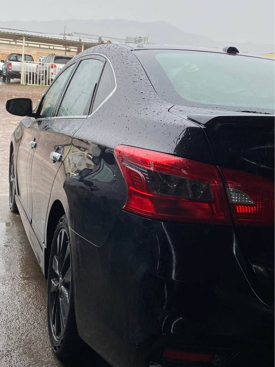 نيسان سنترا موديل2018 SR
ئيك جملخ سبوخ بي داخلي ارباك سكان سيته م
سياره زور جوانه بي تعديل بي شخت سياره نمونيه
ره قم سنه وي جديد سعر108$ مجال 
ره قم موبايل***********_واتساپ اكر, نينوى
