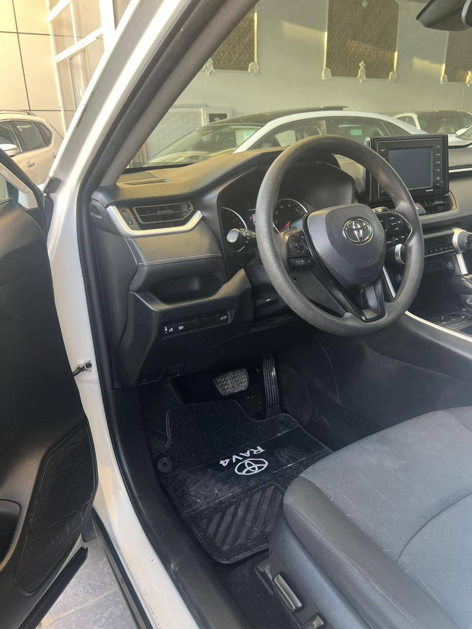 RAV4 2021 xle
رقم اربيل 
سياره فول


**إذا كنت صاحب هذا الإعلان وتريد حذفه لأي سبب، رجاءا أرسل رسالة إلى الدعم الفني**