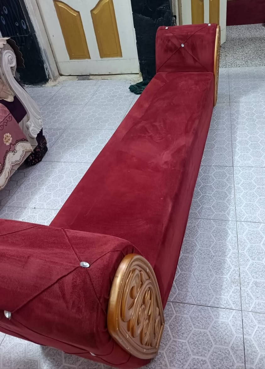 اريكه نظيفه بسعر ٤٠الف الظرر فقط بالجوانب شي بسيط


**إذا كنت صاحب هذا الإعلان وتريد حذفه لأي سبب، رجاءا أرسل رسالة إلى الدعم الفني**