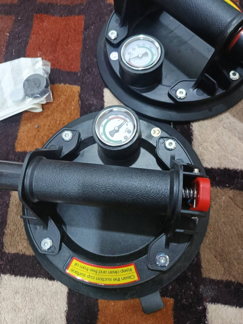 ماسكات مال سراميك او زجاج قطعتين جميلات كلش حلوات الي عاجباته يدخل خاص واني خادم


**إذا كنت صاحب هذا الإعلان وتريد حذفه لأي سبب، رجاءا أرسل رسالة إلى الدعم الفني**