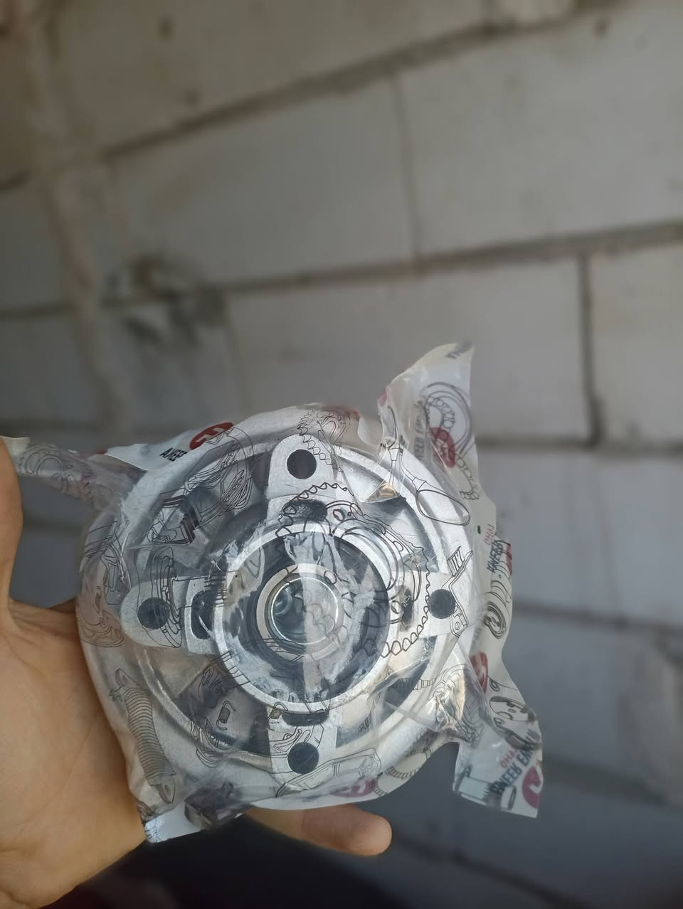 لاستيك كوبلن+فوفونه كوبلن للبيع سعر5الف
يرهماً 5كير.(يوجد توصيل مجاني داخل الحله فقط) 
خاص مفتوح *********** وتساب.
