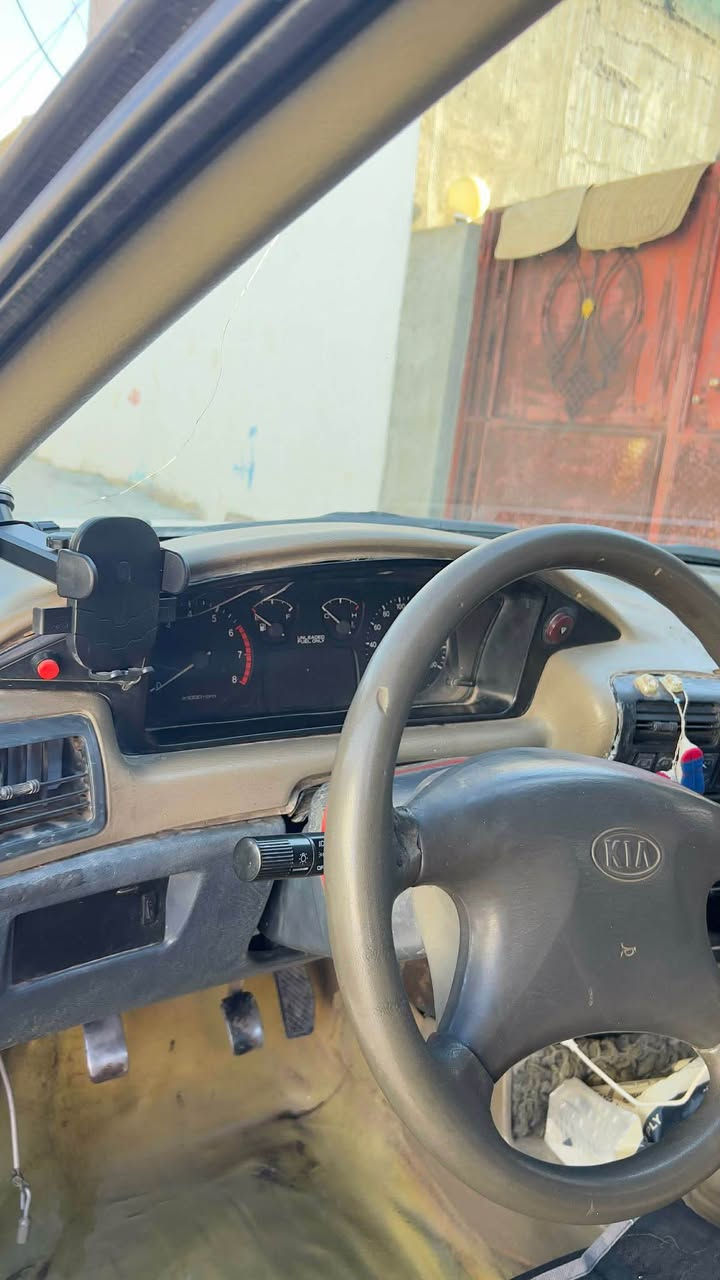 كيا سيڤيا
مؤديل ١٩٩٣
ئارمى ئاسايش به شه رت ئه وه ليات
مه كينه ١٦
زؤرزؤر ريكو پئكو مه زبوته 
گئرمه كينه ته قه و ره قه 
لايت فلجه گه رمى هه موى به شه رت 
بيخوئنه وه ئه وسا تيل بكه 
قفل قفل 🔐 ١٢ گه لا 
تكايه بؤ معامله ته له فؤن مه كه 
***********
گؤرينه وه و قه رزو قيستم نيه حلبجة, السليمانية
