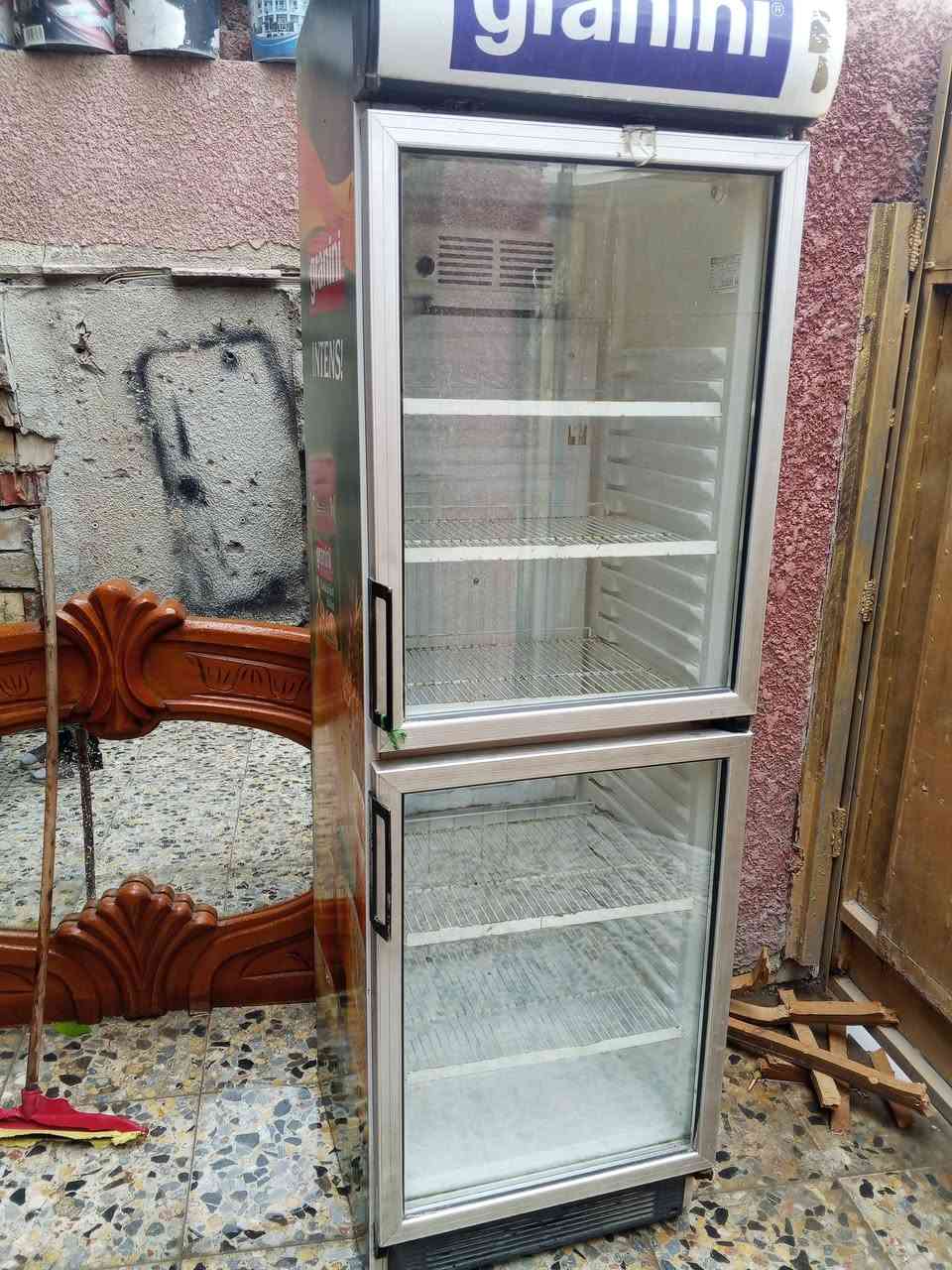 عارضه تركي جديد اي تصليح مداخل 
براد جديد ضمان موسم الك بي مكان العبيدي السعر 300قفل بابين يجي منفصل مكان عبيدي 
***********
