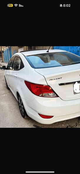 السلام عليكم 
اكسنت 2017 خليجي 
محرك 1600 دوش المرغوب 
ماشيه 100 
فول مواصفات 
سلايت داخل صاج اشاير بلمري 
شاشة تاب كامره دواره
حساس خلفي 
5 ويل كب 
4 دسك 
كشنات جلد 
تحكمات مقود 
كير محرك خير من الله بلادي ممفتوح برغي 
تخم تاير جدد شادله دهن فلاتر جدد قبل يومين بدلتهن 
مكفولة من صبغ وتبديل 
بيه بارد شبر بلباب ودوسه بيه صبغ فقط لباقي كفاله 
مكاني بغداد تقاطع درويش السيديه أو السنك صباحاً 
رقمي *********** 
رقم بغداد مشروع وطني سنويه 28 
السعر 
125 $ ورقة
