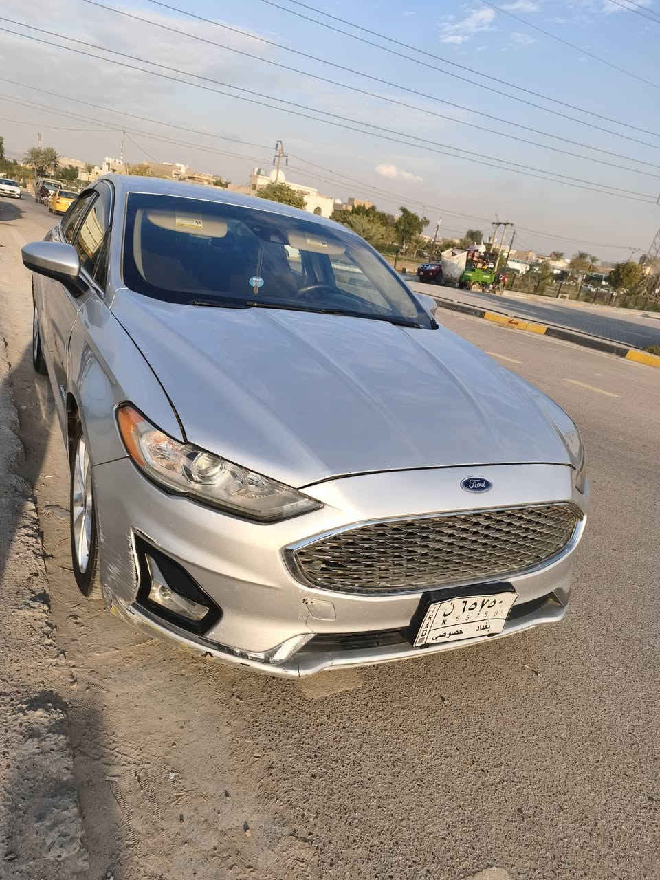 مكلف بالنشر للبيع فورد فيوجن هايبرد
موديل 2019 رقم بغداد
 الضرر جاملغ امامي جهة اليمين وبنید بدون دواخل لا لغود ولا شواصي وبيها مكانين بارد 
المواصفات
كير ماوس
هند بريك بصمه
محرك 2000 تنفس طبيعي
رادار امامي
تحديد مسار
تبريد قطعتين ثلج
کشنات امامية كهرباء
تحکمات ستيرن كامله
بصمة تشغيل
مكان السيارة بغداد الكرخ السعر المطلوب 130$ للاستفسار الاتصال عل الرقم
***********
