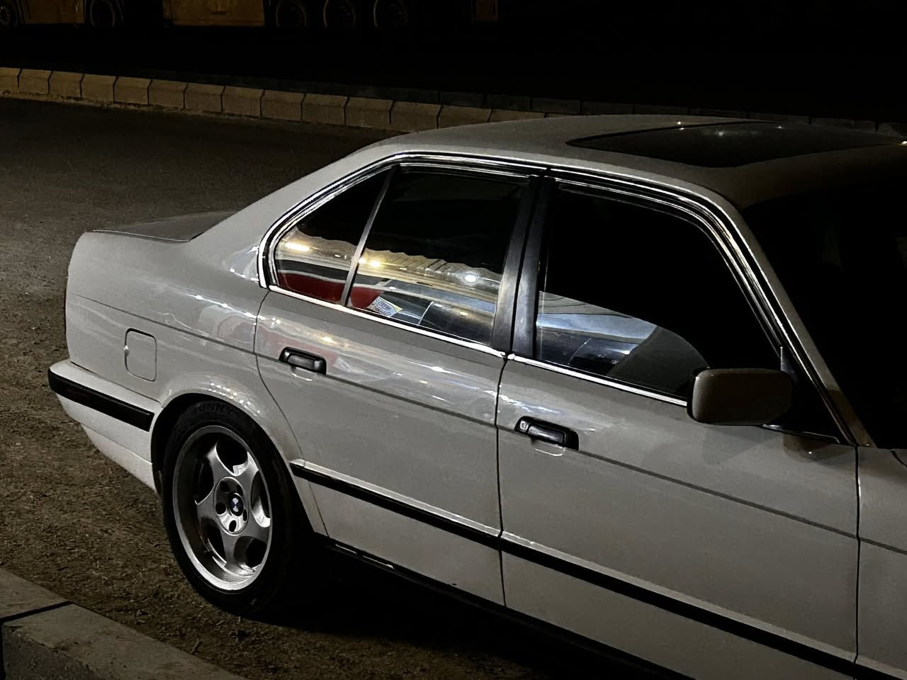 سڵاو بۆ فرۆشتن ٥٢٥ مۆدێل لەسەر سەنەوی ٨٨ بەڵام پلێت ٩٢ یەک لێدراوی هەیە بە شەرتی تەحویلو خرامە بەشەرتی سەرف بوخار دوکەڵ    سعری ٤٨ گەڵاو ماعامەلە برایانە


**إذا كنت صاحب هذا الإعلان وتريد حذفه لأي سبب، رجاءا أرسل رسالة إلى الدعم الفني**