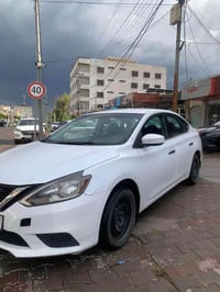 نيسان سنترا • ٢٠١٧ • ١٣٠ الف ميل