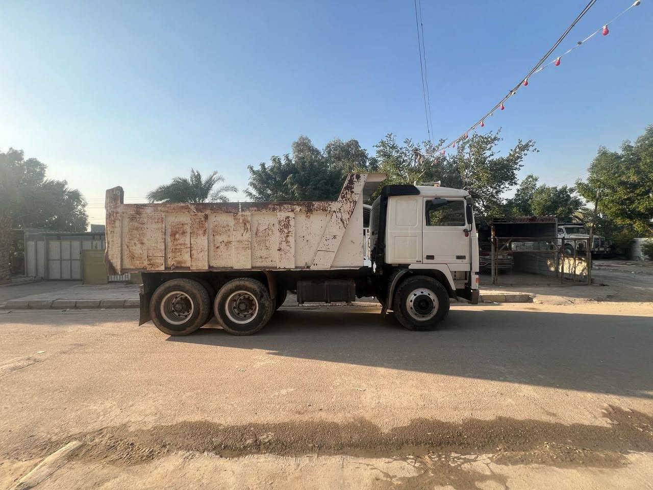 فالفو F12  موديل 95مجموعه لانكي كير 4/4 مكينته لا تنقيص ولا تبخير رقم اربيل انكليزي بسمنه سنويه 2030 شاصي مكفول سياره جاهزه من كلشي خير من الله مكاني بغداد الاستفسار ***********
***********
