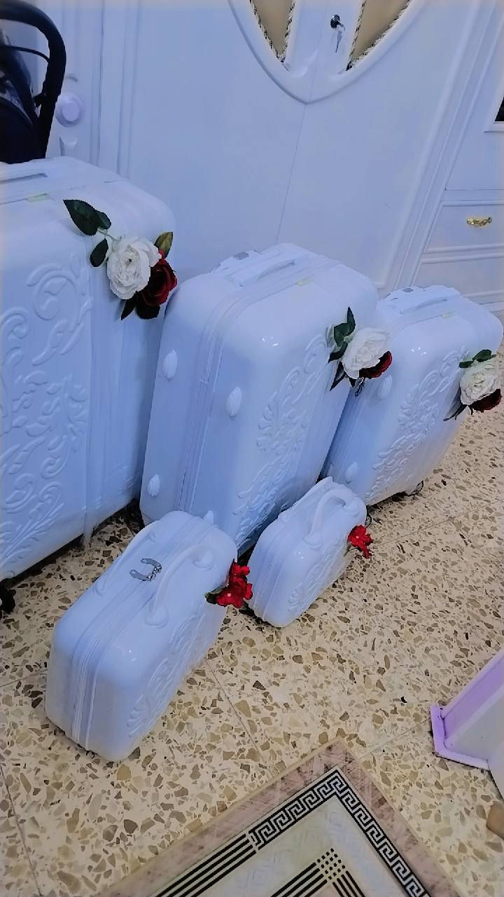 جنط نيشان عروس اجار بسعر مناسب خمس جنط متوفر تبقى يم العروس ٣ ايام #يوجد_توصيل


**إذا كنت صاحب هذا الإعلان وتريد حذفه لأي سبب، رجاءا أرسل رسالة إلى الدعم الفني**