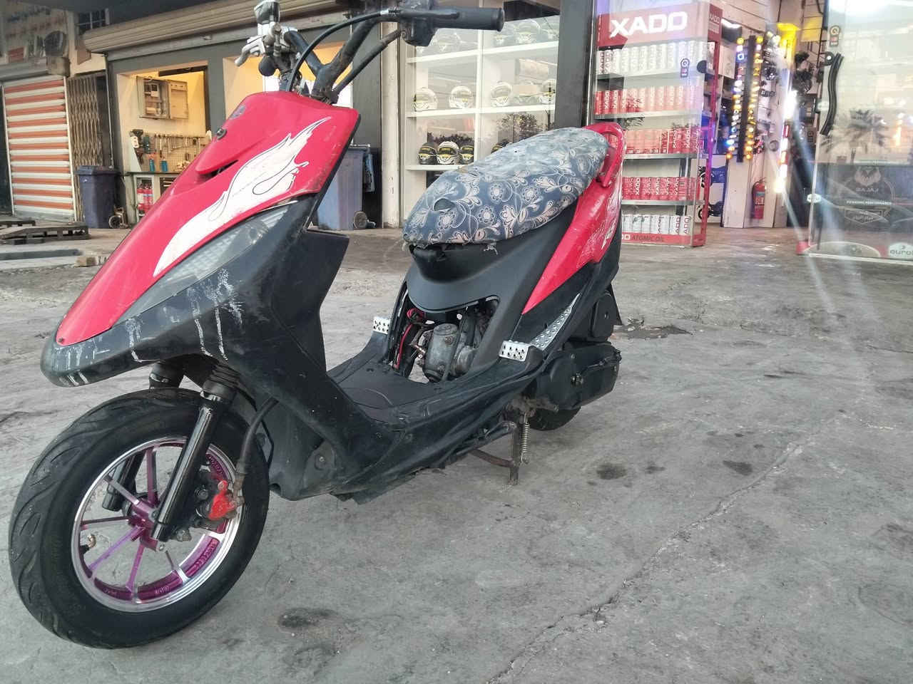 السلام عليكم ماك للبيع 55 سعر 400 وبيها مجال اتصال الرقم *********** عنواني بياع شرطهه
