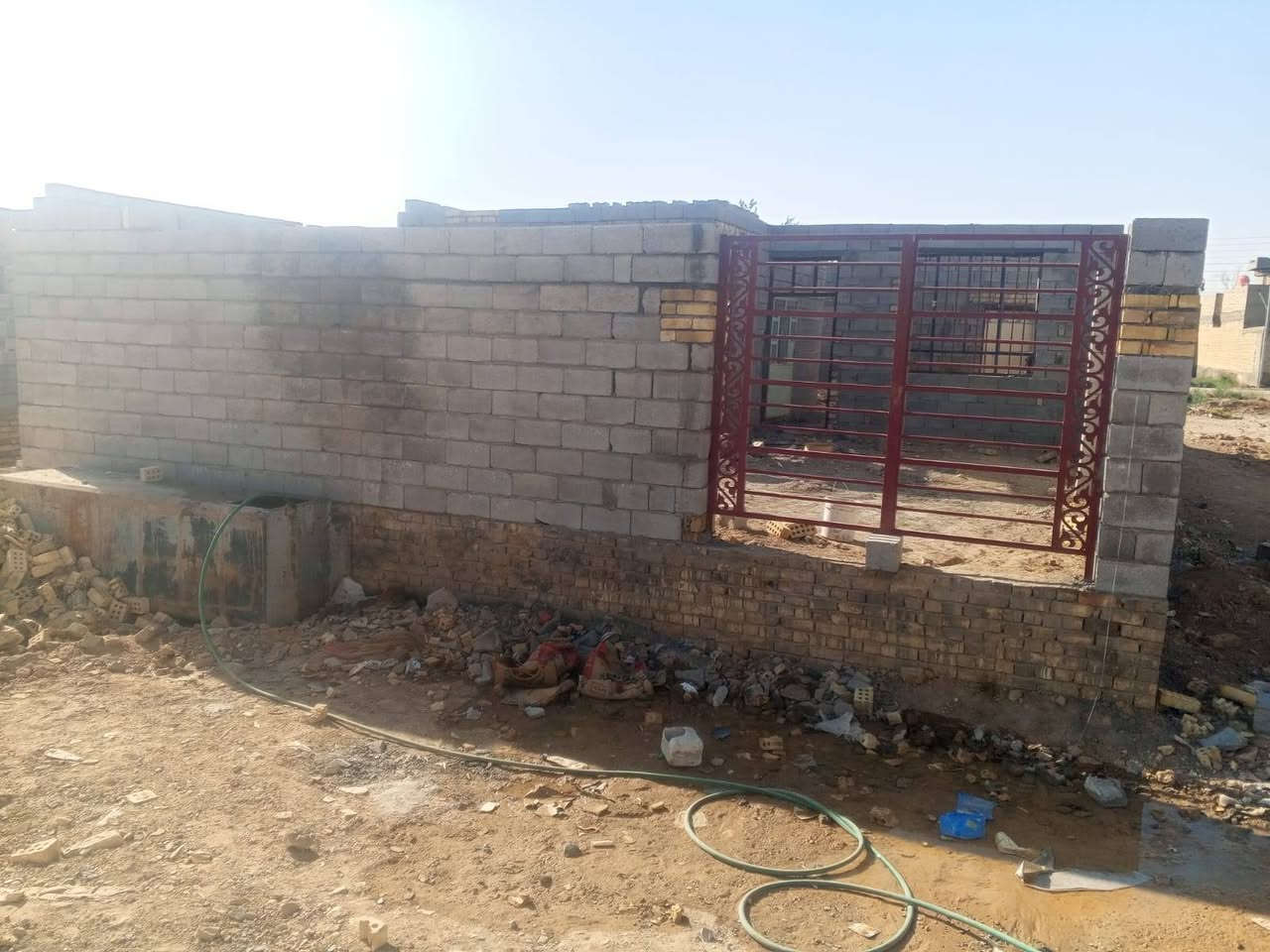 خلفه بناء طابوك بلوك فرمستون عكاده متفرغ حالين العمل داخل بغداد فقط التواصل واتساب ***********
