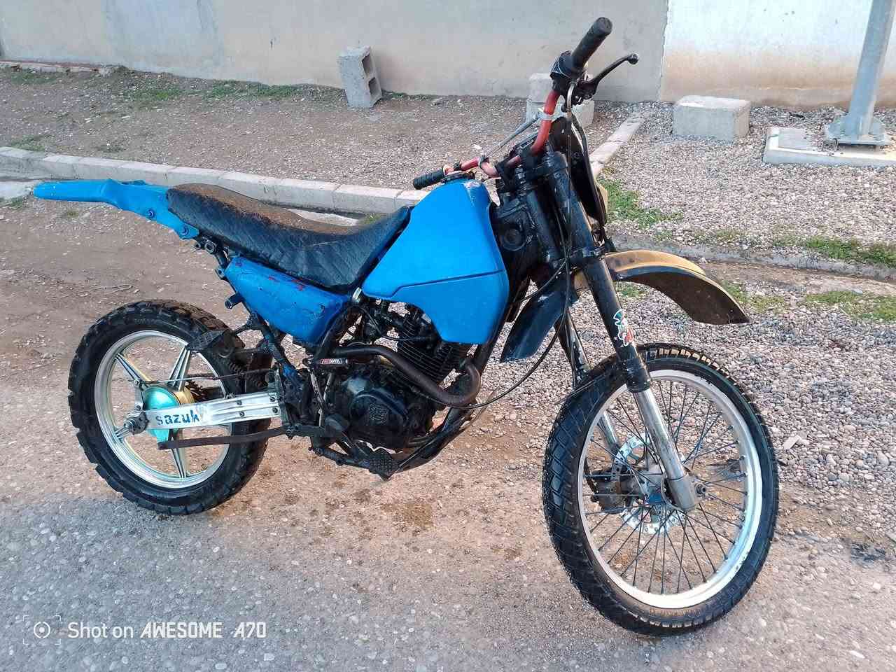 دراجه قفاز البيع فقط تريد صلنصه مكاني شركه طارق ***********
