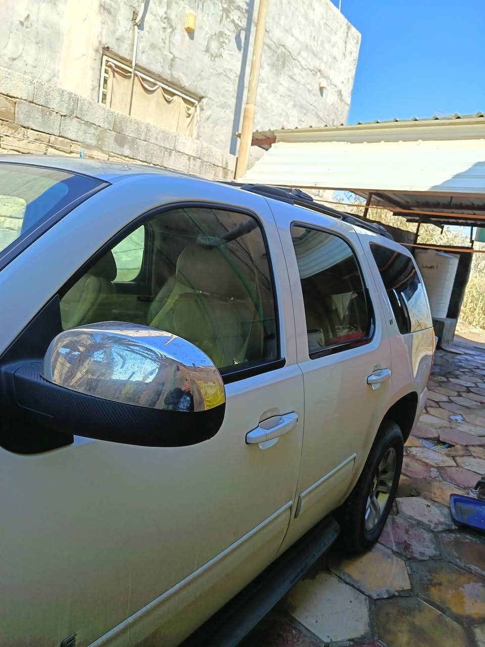 السلام عليكم للبيع تاهو خليجي ابتر كفاله
مديل 12 LT
 تخم تاير تبريد 3 قطع تدفئه لايت زنون
تشغيل عن بعد 
سياره ب اسمي السياره فور ويل دفع رباعي تحكم ستيرن مرايا مري كهربائي قلاب
رقم بغداد مشروع وطني وين
 مايعجبك حول 
هزة جديده حداديه مكينه كير كفاله

تبديل جاملغ الايمن شرط اصلي فقط سياره كفاله
  سعر 247وبيه مجال مكاني البصره الهارثه 
 ***********
