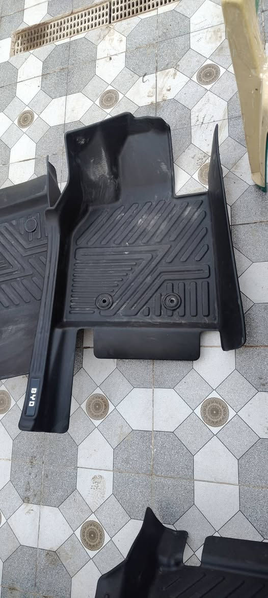 السلام عليكم قاعيات بي واي دي موديل 25 حوضيات سعرهن 60,000 فقط مكانهم ديوانيه جده ***********
