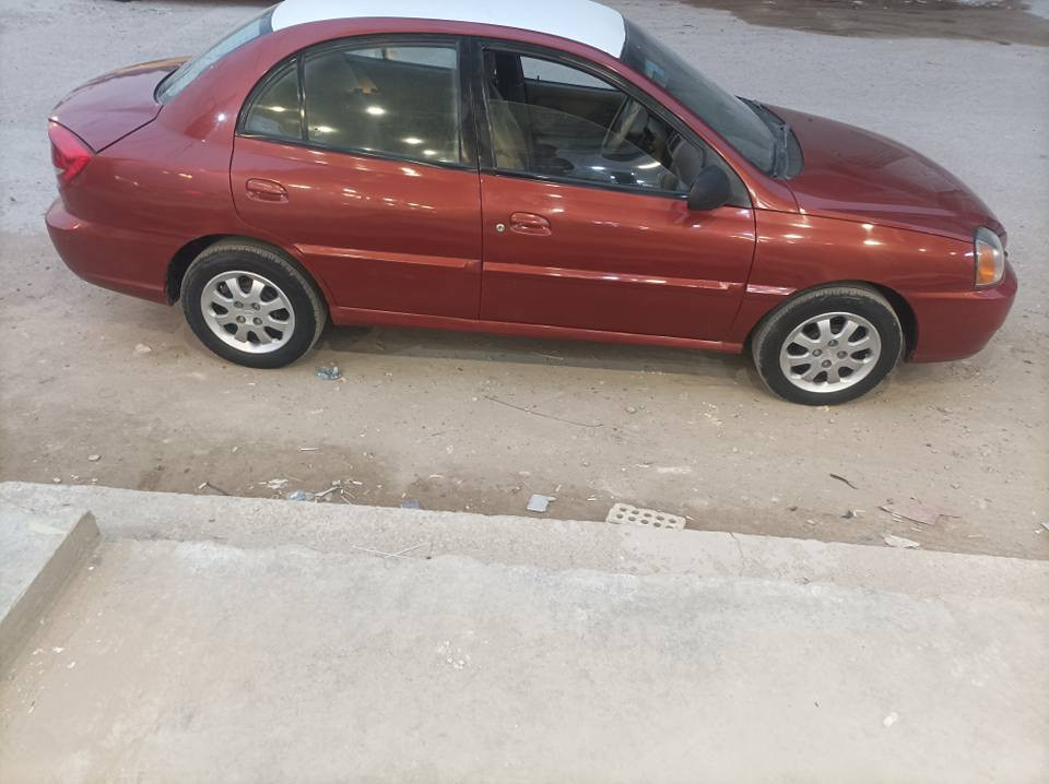 سلام عليكم للبيع كيا ريو موديل 2005 امريكي مكينه 1600 رقم بغداد باسمي سنويه مجدده سياره جاهزه مابيه نقص حادث جاملغ امامي ومصبوغه عام جماليه مكاني بابل حي الزهراء الاستفسار *********** السعر 52 وبيه

