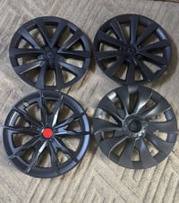 كبات تسلا 3   قياس 18  سعر التخم 40 ألف  07717774497