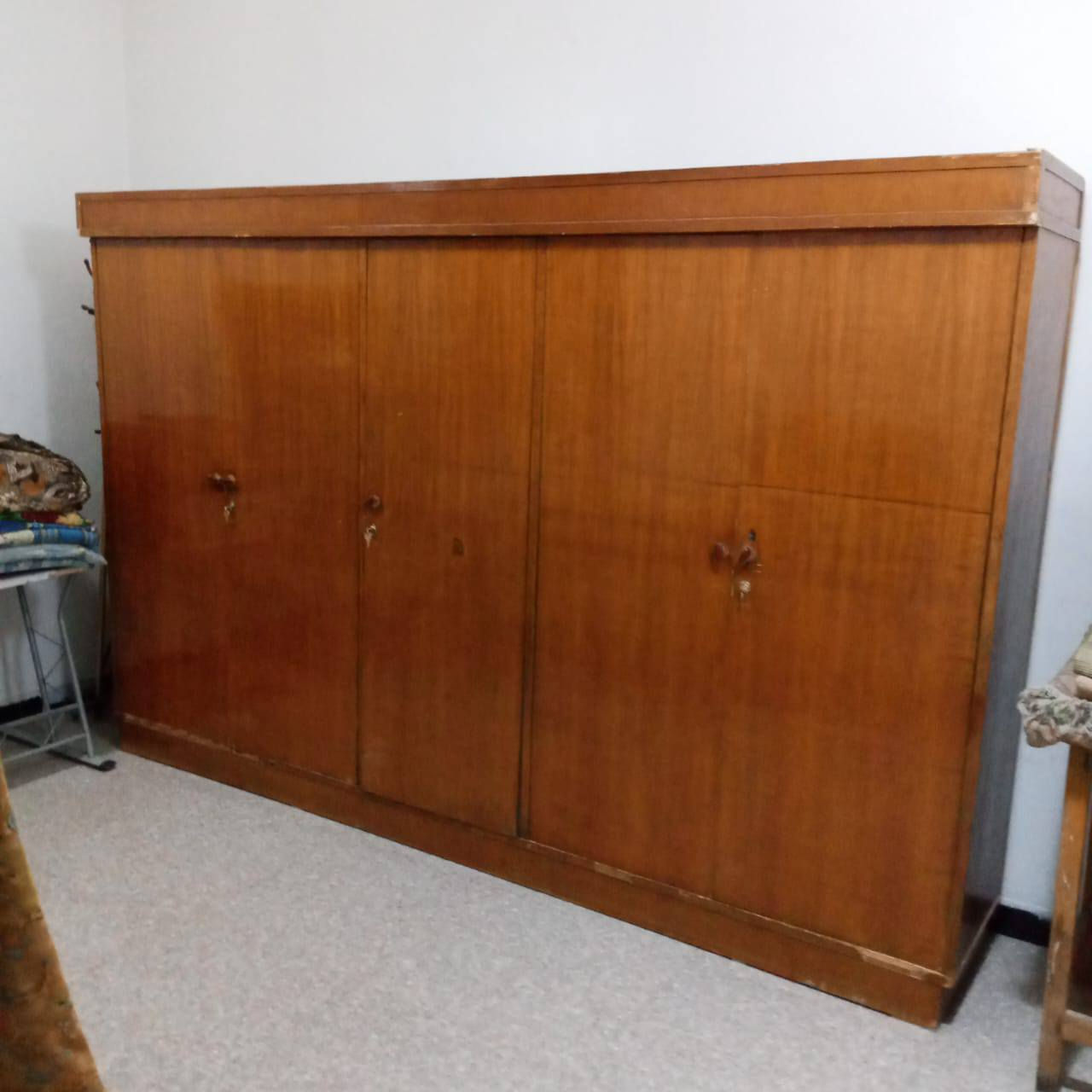 الكنتور 125
البراد جديد 125
ميز الطعام جديد125
تخم صاله 150
للاستفسار ***********
