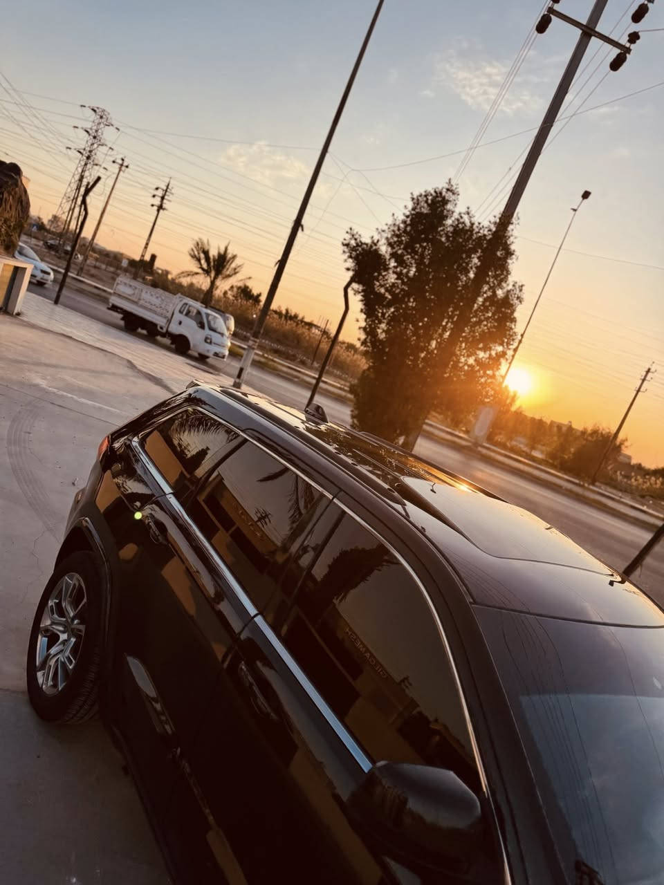 جيب  2014 المرغوب 

 
 موااصفات فوول 1/1… بدون جكات
6 سلندر محرك (3600) . 
عدد المسافة 120
 
 حادث جاملغ وبنيد بدون داخل 
 وجاملغ ثاني ملاوني كلير
صور حادث مرفقه بل منشور

بصمة تشغيل+بصمة أبواب.
تشغيل عن بعد.
أشاره ترحيب. 
فتحة 
كراسي جلد.
كراسي كهرباء. 
مقود كهرباء . 
كراسي تدفئة+تبريد+ ميموري . 
شفتات بلستيرن.
مقود تدفئة.
قطعتين تبريد.
جنطة كهرباء+شفط.
شاشة كبيره
نضام SPORT.
دبع رباعي
نضام eco أقتصادي.
نضام APS.
مانع أنزلاق.
تحكم ستيرن+مثبت سرعة.
نضام صوت متكامل.

رقم بغداد بسمي شخصين 
رقم وسنويه وهزة كله جديد 
هيترات جانبية+أمامي+خلفي.
 + صدر جديد 
وبعد بيهااا هوااي مواصفات
السعر 172
مكاني النجف الاشرف
ل استفسار 0777 987 1520
