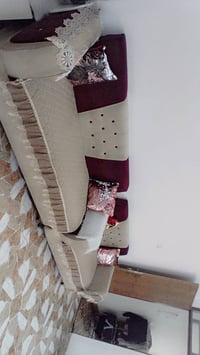 تخم قنفات • ٧ مقاعد • نظيف