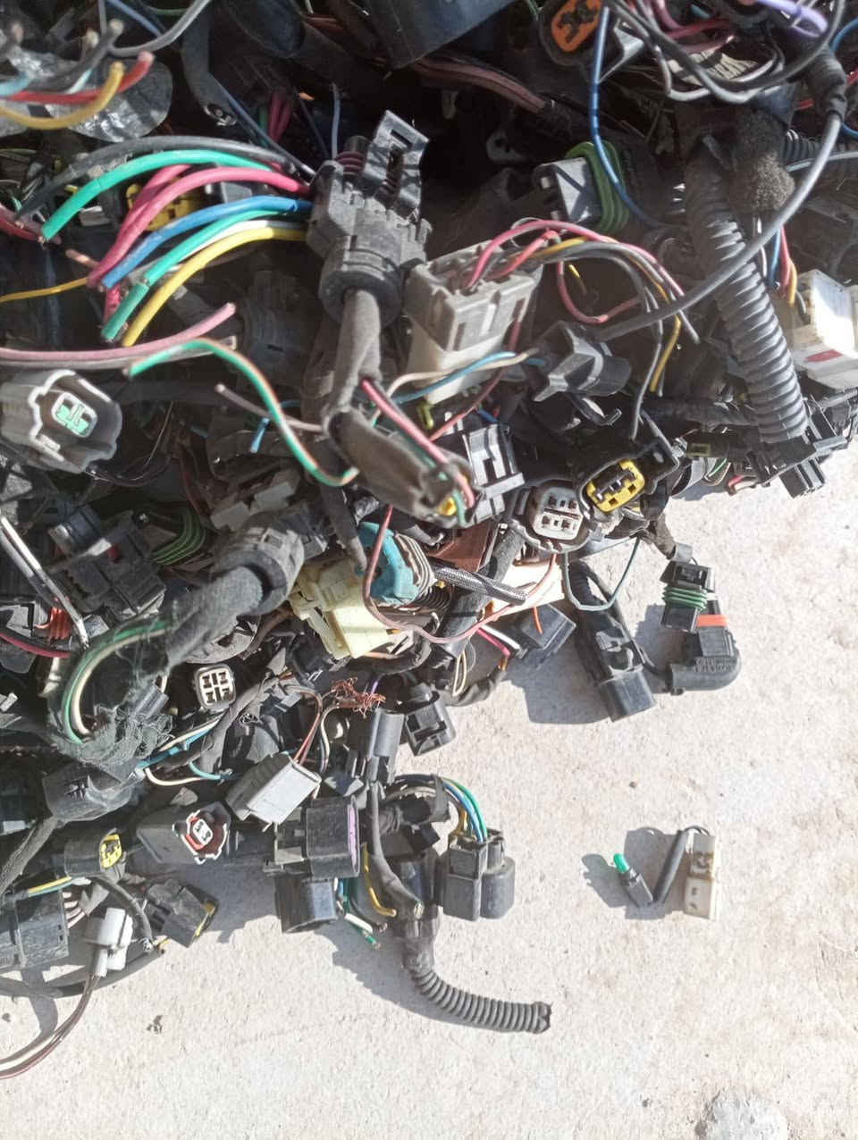 فيش انواع السيارات. 
للاستفسار 
***********
