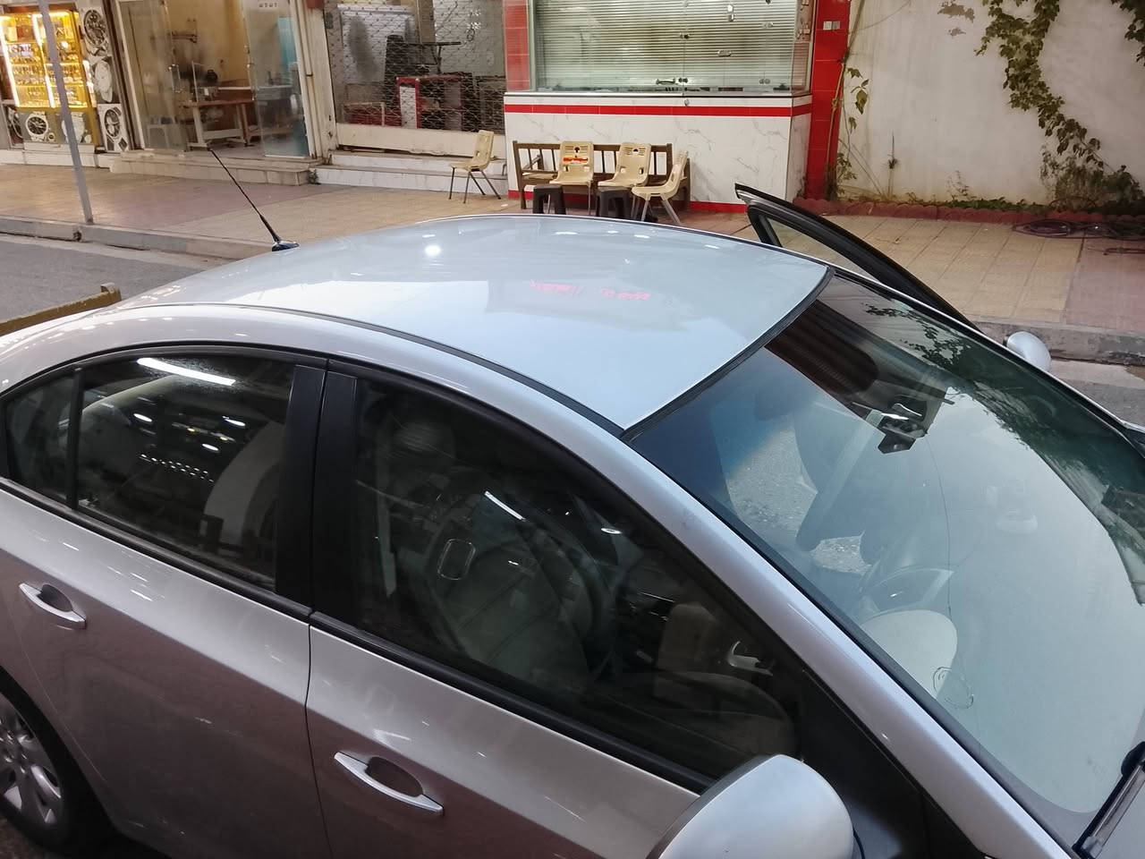 شوفرليت كروز موديل 2017 خليجي بيها 5 قطع ابيع حزام وبيها طخه جاملغ جهة الراكب على وضعها محرك 1800 السعر 80 مكاني موصل *********** السياره تريد تحويل تريد وكاله باليعجبك
