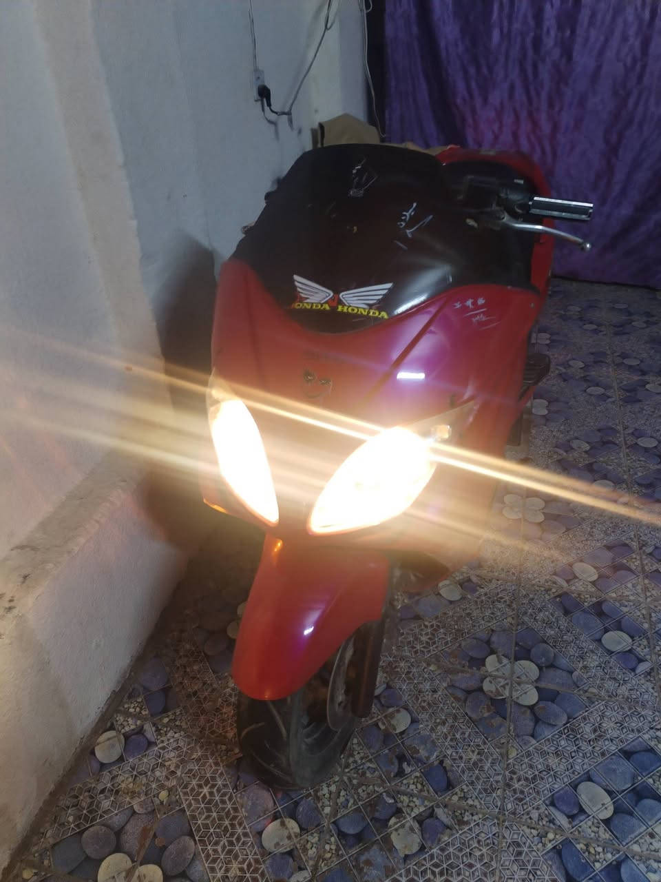 دراجه فورزه 08 فول3تحويلات مانقص الدراجه اي شي تيارات كلوب جنطه سعرها علئ خاص مناسبه مستعجل علئ بيعته نظافه المكينه علئ شرط وترياك وين ماجان سعرها ب مليون وهذا رقم صاحبه ***********
