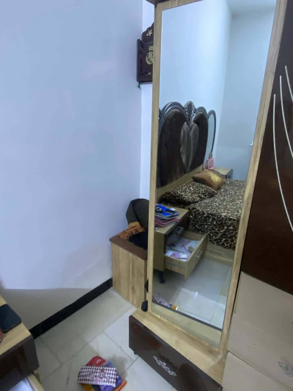 بغداد جميله غرفه تركيه نضيفه اضرار بسيطه بسعر 350 بيها مجال شعدكم للبيع تابع الحساب ودزو خاص ابيعه باسرع وقت


**إذا كنت صاحب هذا الإعلان وتريد حذفه لأي سبب، رجاءا أرسل رسالة إلى الدعم الفني**