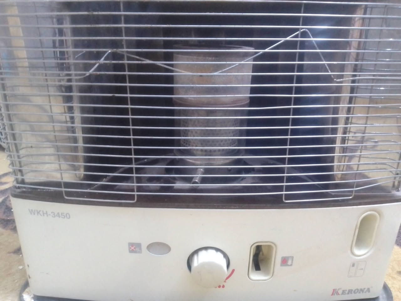 صوبة نفطيه كيرونا الاصليه باب اول شغاله وكلشي مابيها سعر 45 مجال قليل للاتصال ***********
