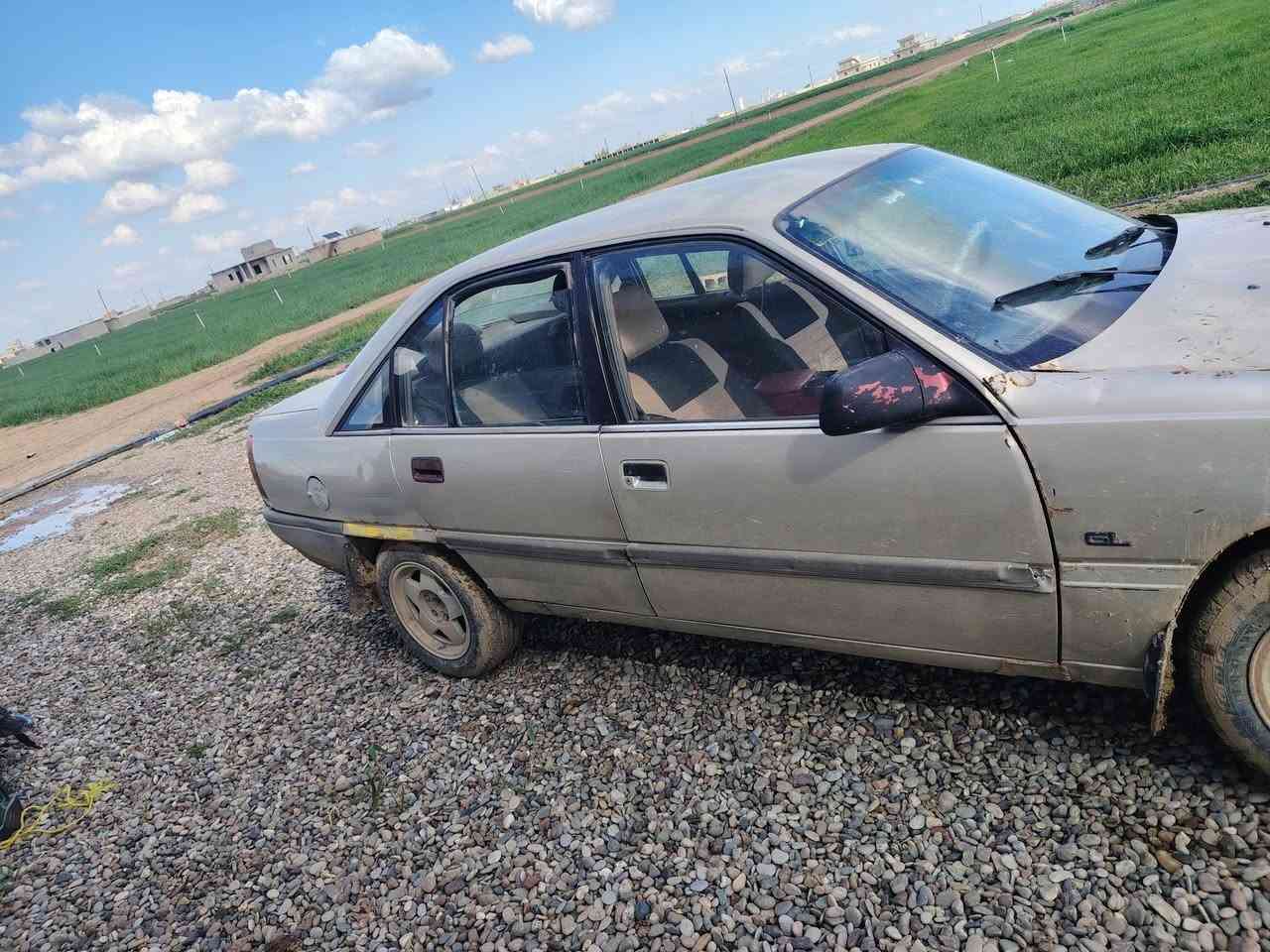 سلام عليكم سياره البيع وبل وميكه نضيفة وضع شركه كير محرك كلو شرط تيرات اربعه جديد صدر جديد بتري جديد كهربايات كلهه شقاله رقم نينوه سنويه 28 دفتر بنزين بيه تريد تحويل تريد وكالة وترهم مروس حسب القناعه العنوان كركوك الحويجه الاستفسار السعر ٢٠ وبيه مجال الاستفسار تصال على الرقم ***********
