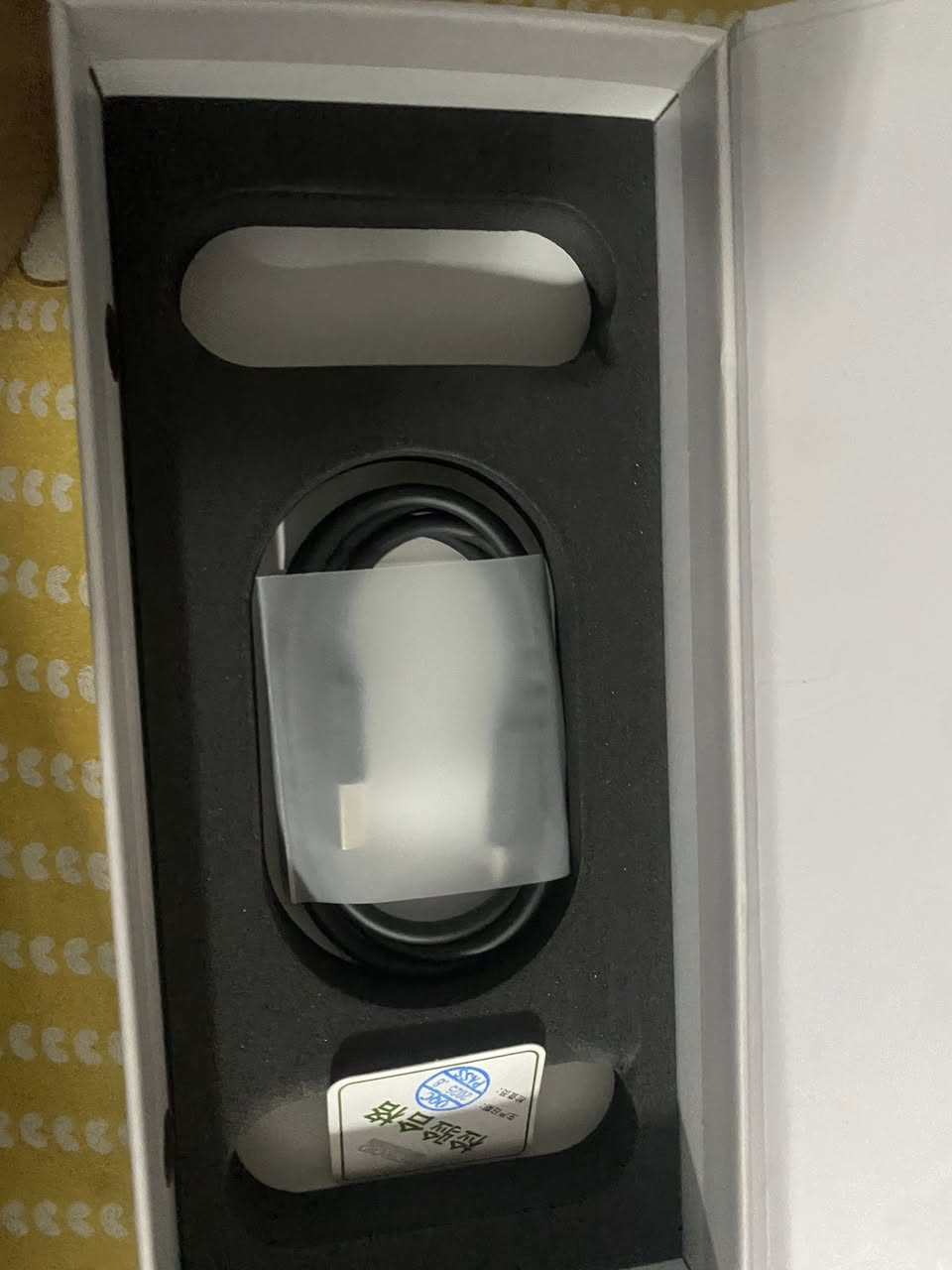 شاشة OLED: ألوان حيوية وتباين مثالي لتجربة بصرية لا تُقارن.
أداء خارق: معالج Snapdragon 865 وذاكرة 128GB RAM، قادر على تشغيل محاكيات PS2, PSP, GameCube, Wii وسويتش (Switch) بكفاءة عالية.
تحكم احترافي: عصي تحكم Hall Effect (مقاومة للانجراف) مع إضاءة RGB قابلة للتخصيص.
نظام حديث: يعمل بنظام Android 13 مع واجهة ريترويد المخصصة لتنظيم مكتبة ألعابك بسهولة.السعر ١٠٠ الف للتواصل خاص


**إذا كنت صاحب هذا الإعلان وتريد حذفه لأي سبب، رجاءا أرسل رسالة إلى الدعم الفني**