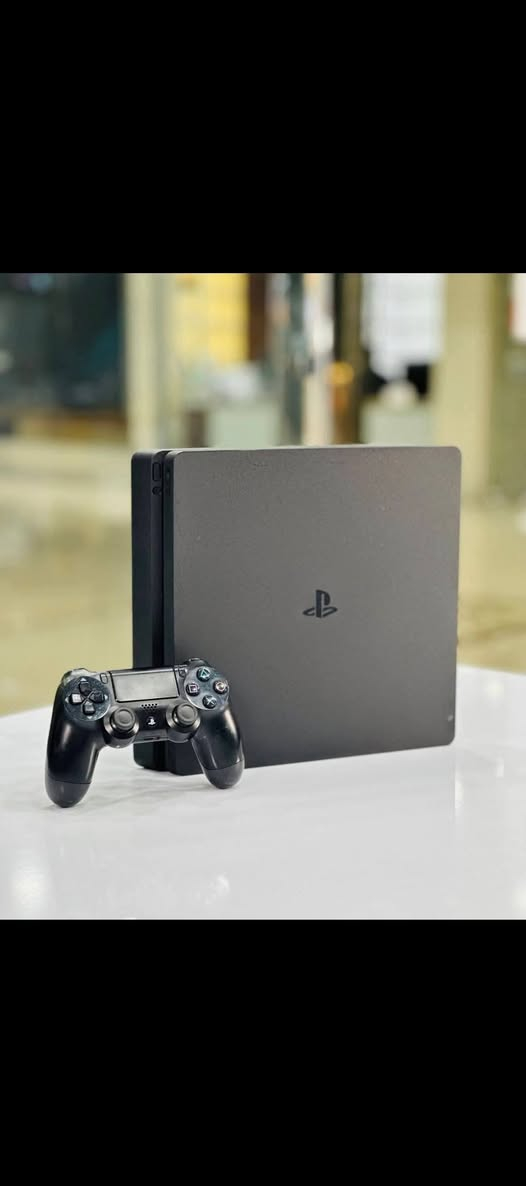 بلي فور سلم جديد نضام ١٣ نظافة ١٠٠بل١٠٠ جهاز اصلي كفاله عامه من خدش او تصليح كامل ملحقات يده + كيبلاته سعر ٢٢٥ قفل قفل تفاصيل مذكوره اتصل *********** عمارة, ميسان
