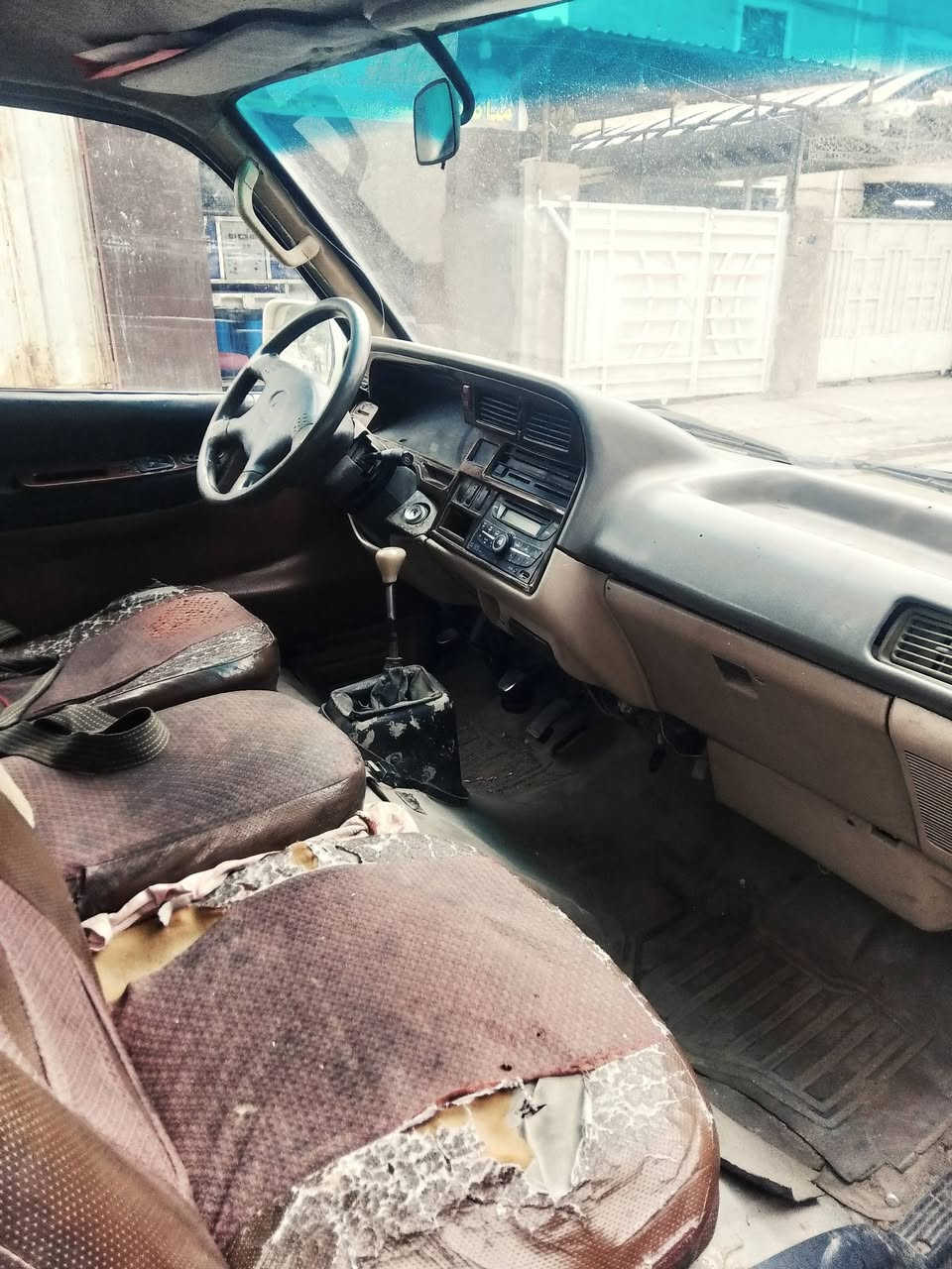 سياره فتون بوراسلي 2008 رقم بغداد  تخم تاير كهربايات شغاله مكينه جاهزه كابريتر
  بيع مستعجل
سعر 38
بدون ضربه 
تحويل مباشر 
فقط يردله ترتيب داخل
 
***********
