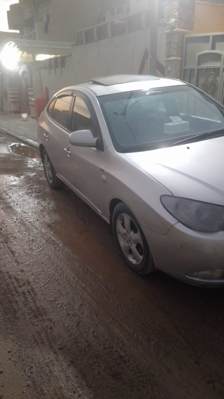 أفانتي أدوات محرك كير خير من الله حداديه جديده تخم تاير جديد منظومة زنون سياره جاهزه من كلشي   السعر 42$رقم ***********
